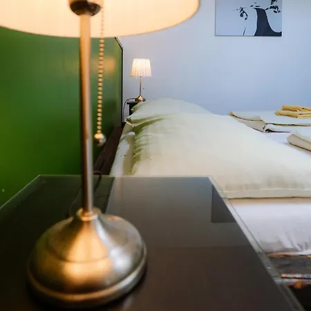 Cuba Bar & Hostel Τσέσκε Μπουντεγιόβιτσε