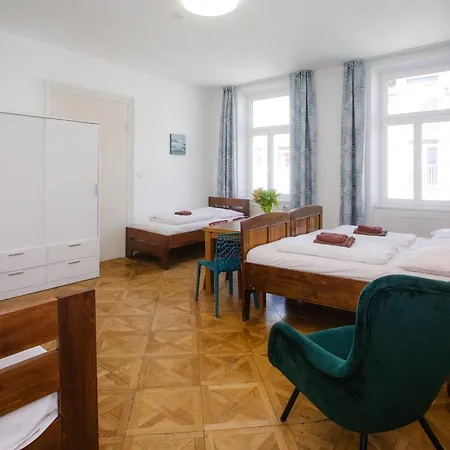 Cuba Bar&hostel Hostel Budweis