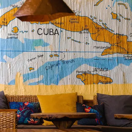 Cuba Bar & 호스텔