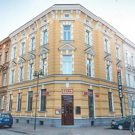 Cuba Bar & *