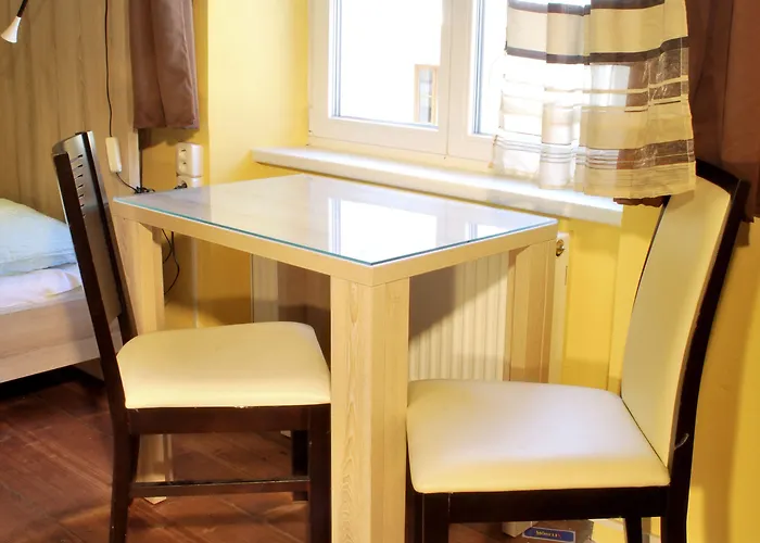 호스텔 Cuba Bar & 체스케부데요비체