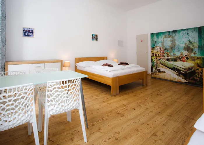 Cuba Bar&hostel Hostel Budweis