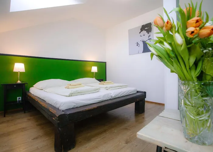 Cuba Bar&hostel * Budweis