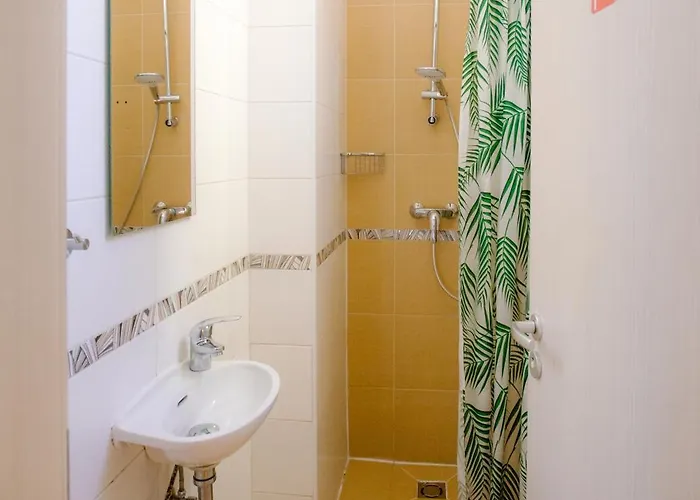 Hostal Cuba Bar & Ceske Budejovice