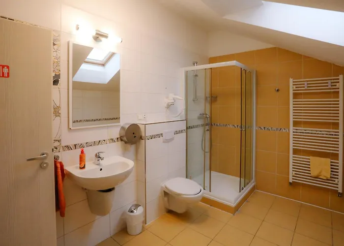 Cuba Bar&hostel * Budweis